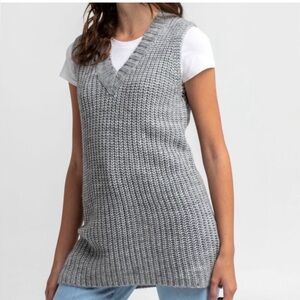 4th + Reckless Gray Chunky Knit Sweater Vest Size M Oversized V Neck Tunic